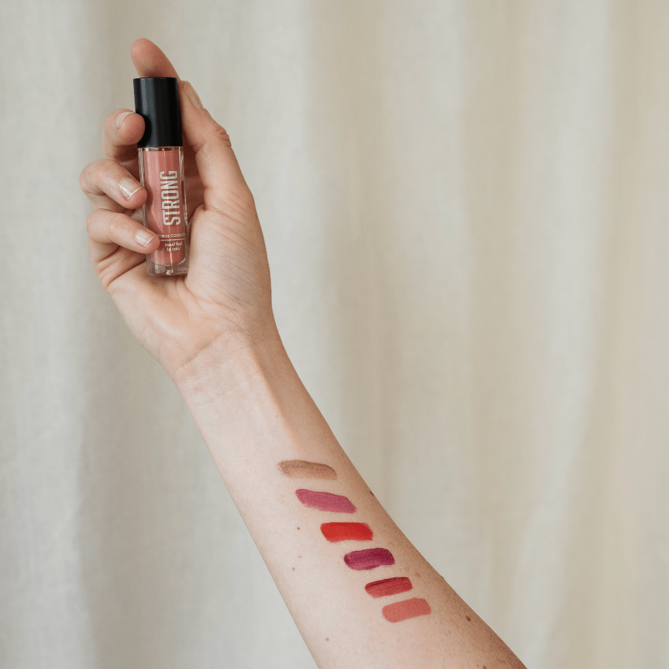 STRONG Liquid Lipstick